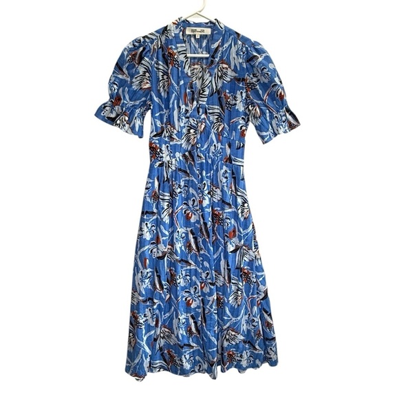 Diane Von Furstenberg Dresses & Skirts - Diane Von Furstenberg Erica Blue Floral Print Maxi Dress. Size 0